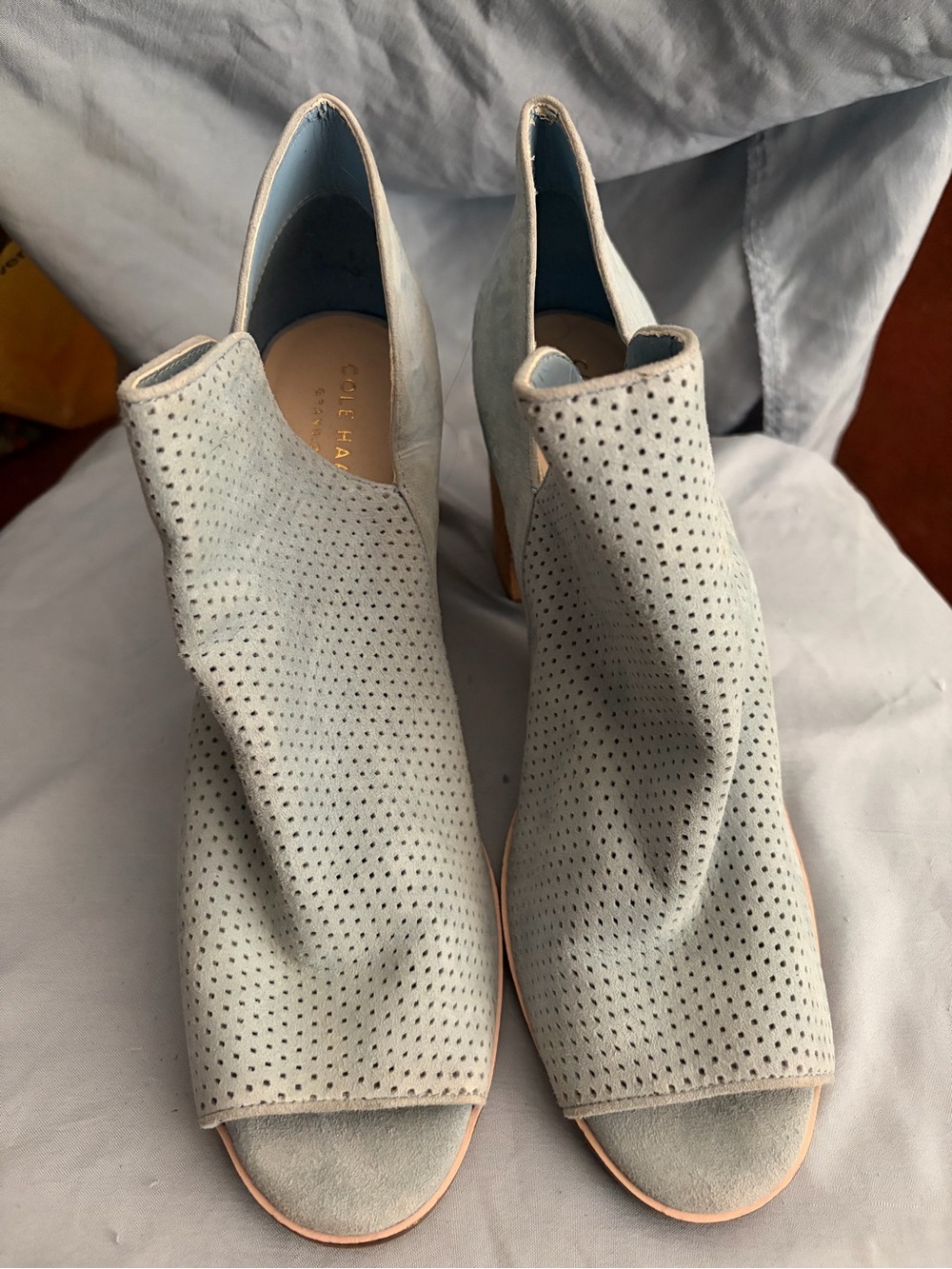 Cole Haan Light Gray Suede Perforated Peep-Toe Heeled Booties size 9